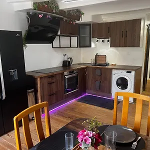 Appartement Moderne Et Chaleureux, Briançon
